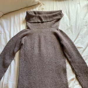 Turtle neck dress